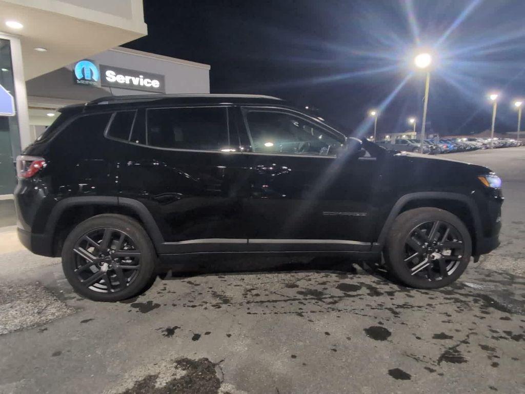 new 2026 Jeep Compass car, priced at $32,291