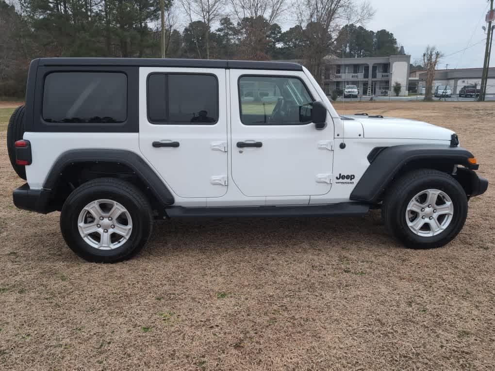 used 2022 Jeep Wrangler Unlimited car, priced at $25,491