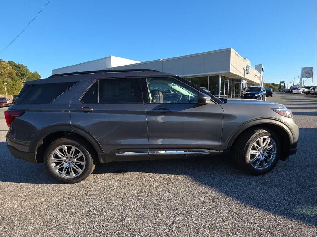 new 2025 Ford Explorer car, priced at $44,491