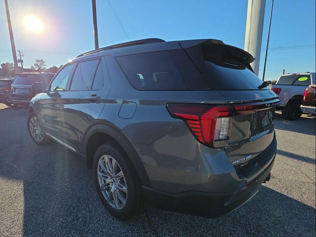 new 2025 Ford Explorer car, priced at $44,491