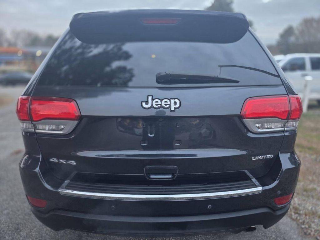 used 2015 Jeep Grand Cherokee car, priced at $10,999