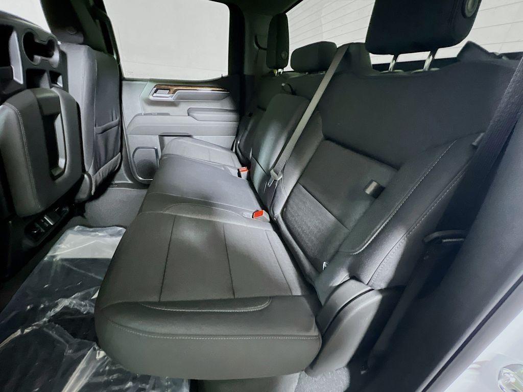 new 2026 GMC Sierra 1500 car, priced at $47,895