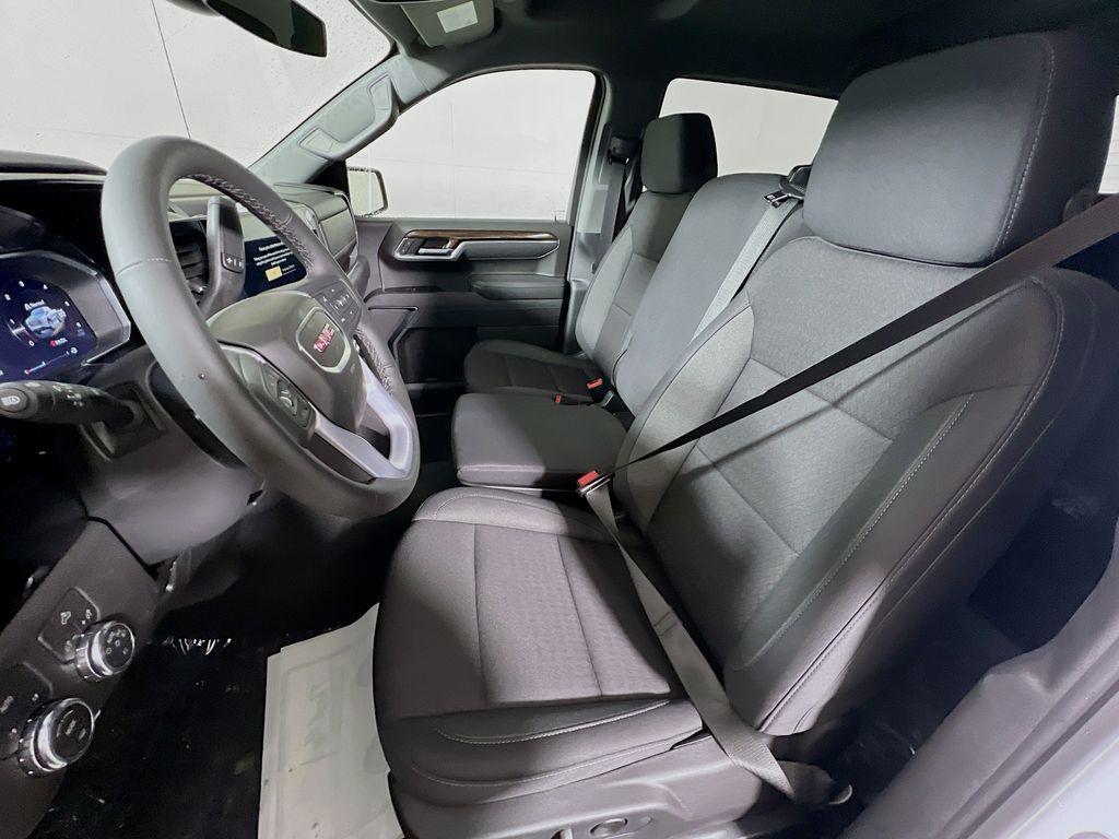 new 2026 GMC Sierra 1500 car, priced at $47,895