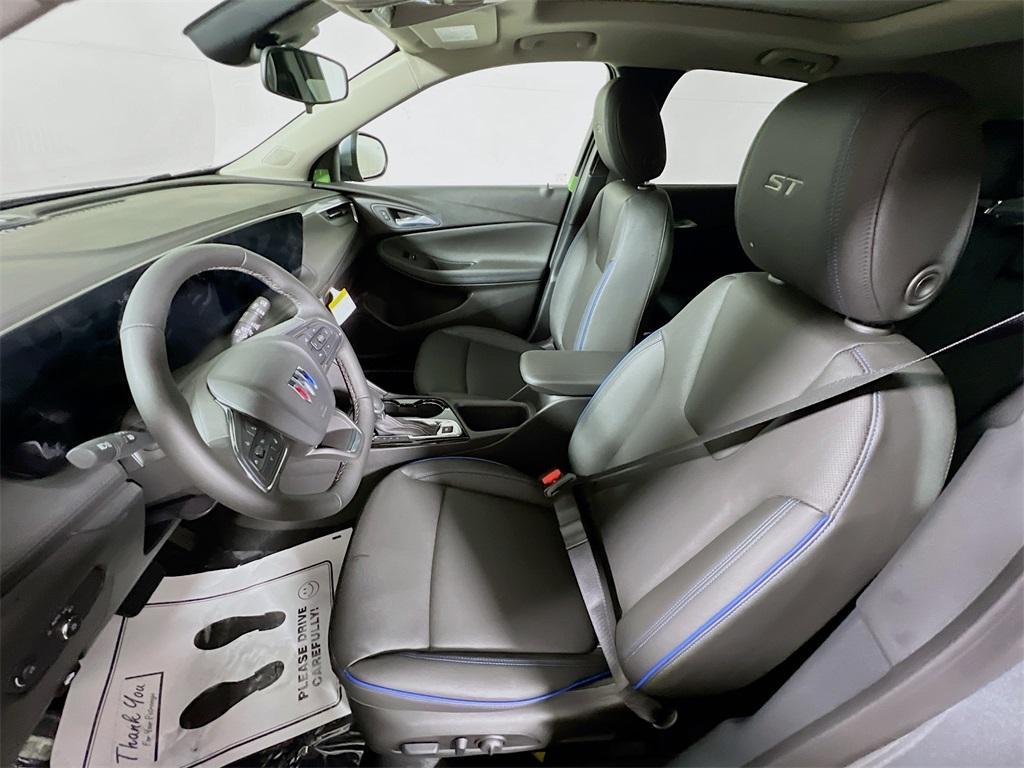 new 2026 Buick Encore GX car, priced at $31,280