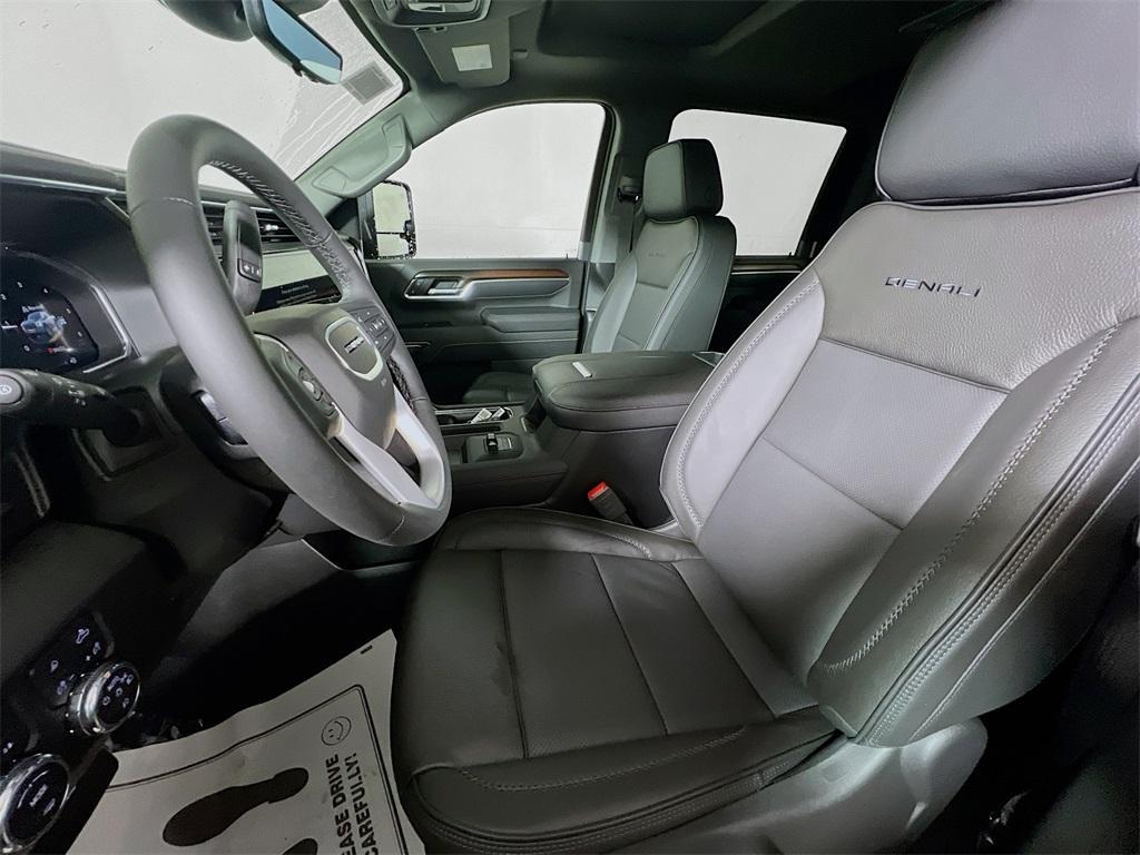 new 2026 GMC Sierra 2500 car, priced at $82,460