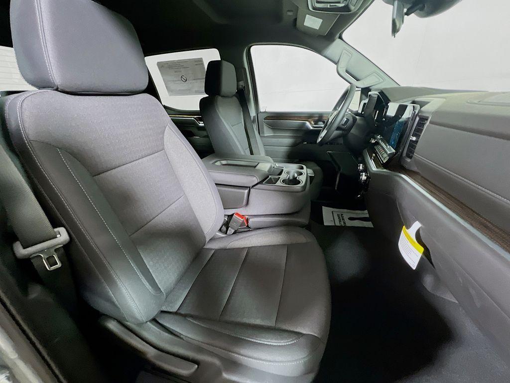 new 2026 GMC Sierra 1500 car, priced at $46,390
