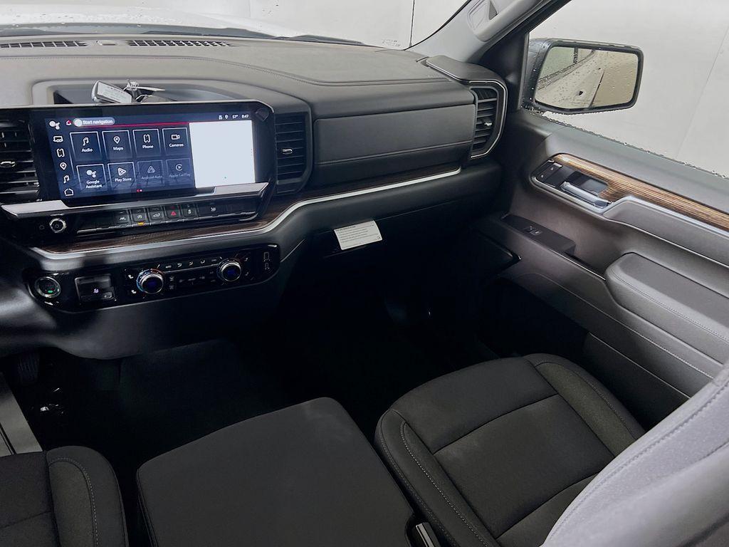 new 2026 GMC Sierra 1500 car, priced at $47,895