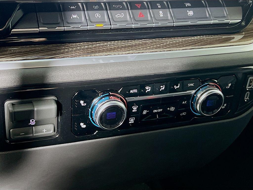 new 2026 GMC Sierra 1500 car, priced at $47,895