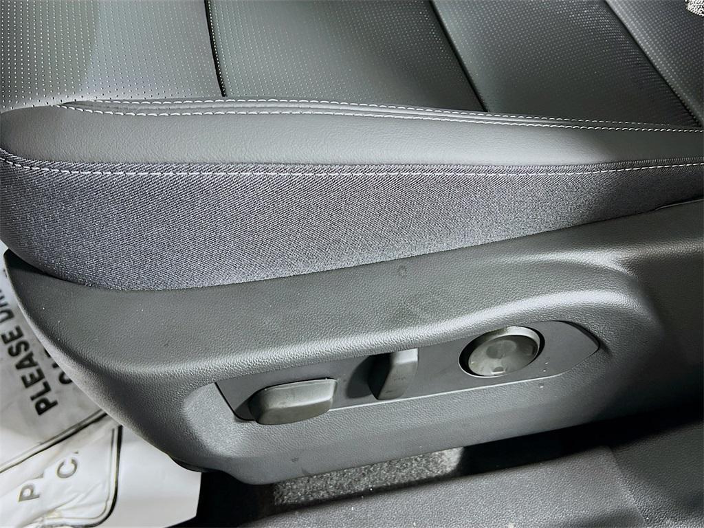 new 2026 Buick Envision car, priced at $42,435