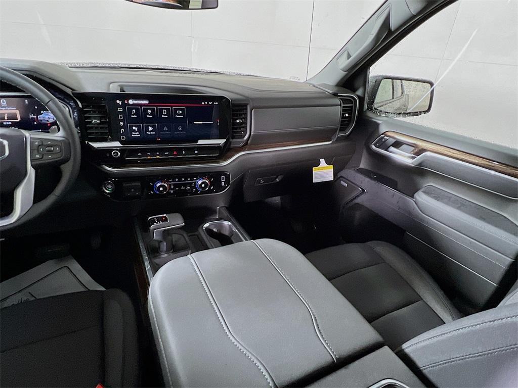 new 2026 GMC Sierra 1500 car, priced at $60,215