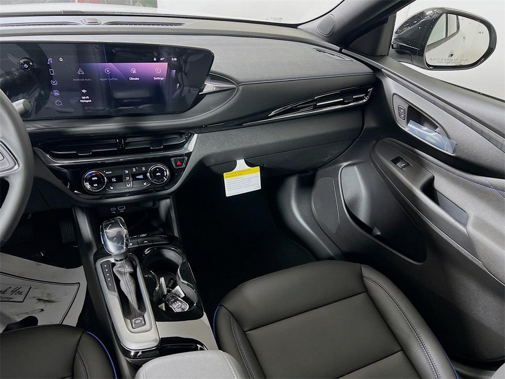 new 2026 Buick Envista car, priced at $29,330