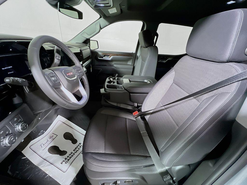 new 2026 GMC Sierra 1500 car, priced at $46,390