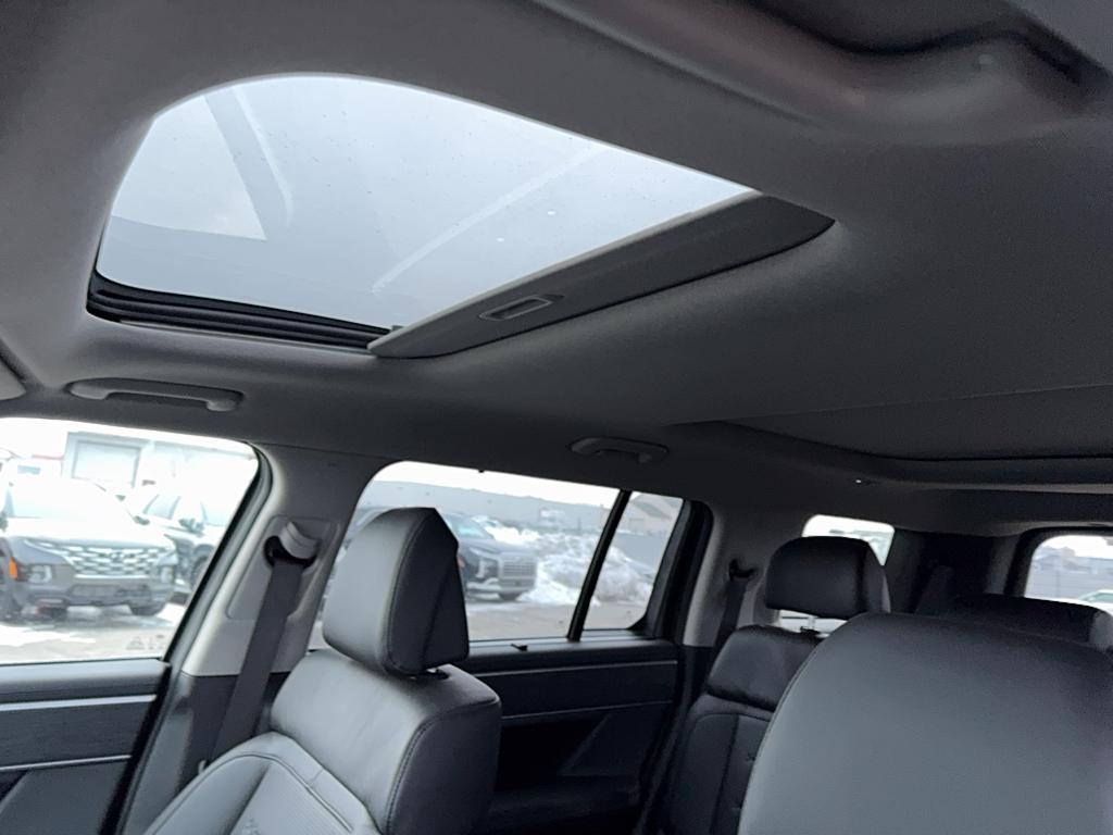 new 2024 Hyundai Santa Fe car, priced at $47,205