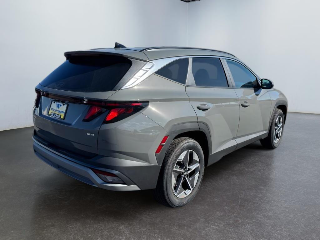 new 2025 Hyundai Tucson car, priced at $34,424