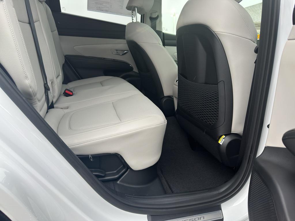 new 2026 Hyundai TUCSON Hybrid car, priced at $45,915
