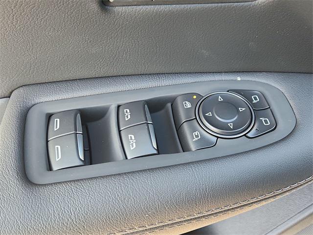 new 2026 Cadillac XT5 car, priced at $58,039