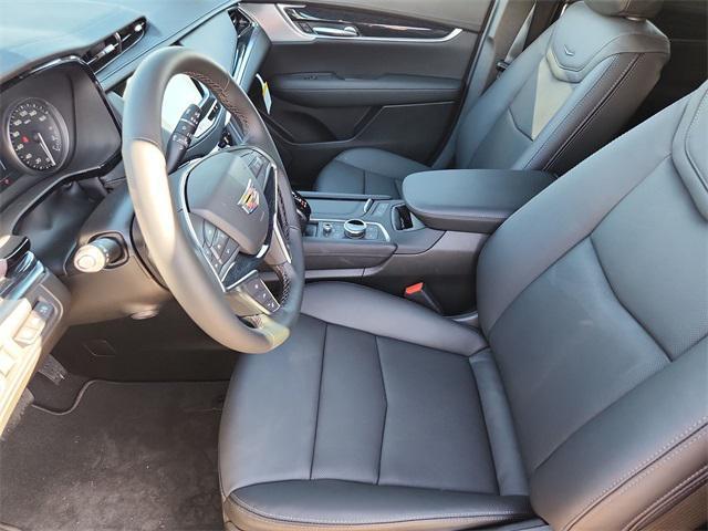 new 2026 Cadillac XT5 car, priced at $58,039
