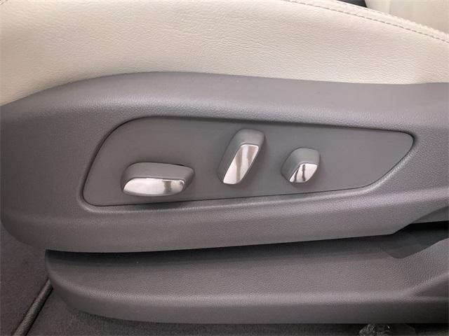 new 2025 Cadillac XT5 car, priced at $59,685