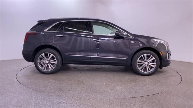 new 2025 Cadillac XT5 car, priced at $59,685
