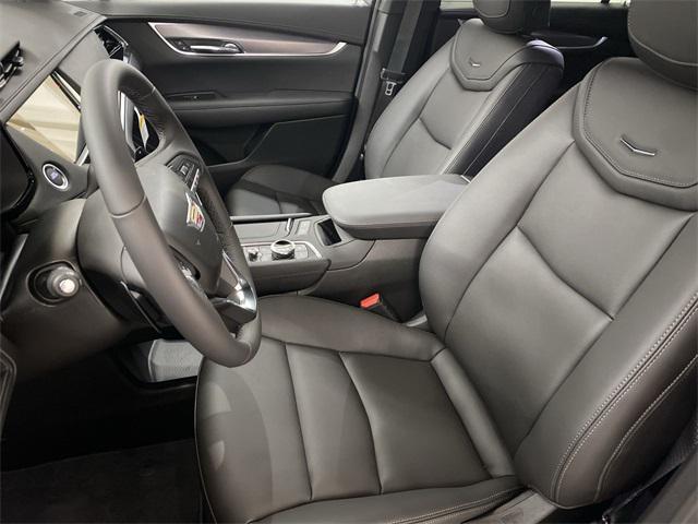 new 2025 Cadillac XT6 car, priced at $53,815