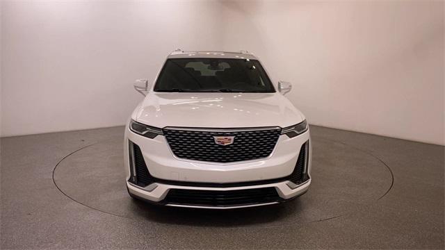 new 2025 Cadillac XT6 car, priced at $53,815