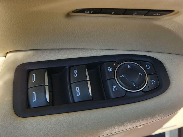 used 2017 Cadillac XT5 car, priced at $18,399