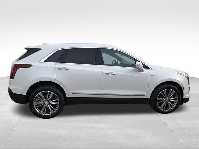 new 2025 Cadillac XT5 car, priced at $60,630