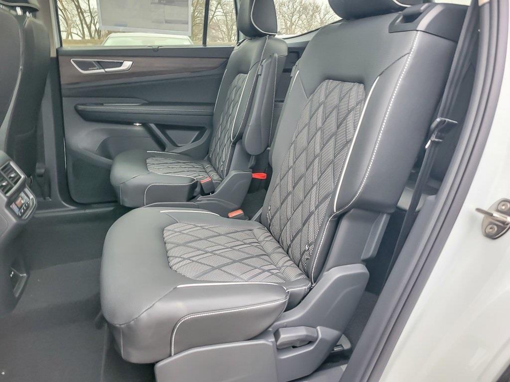 new 2026 Volkswagen Atlas car, priced at $56,605