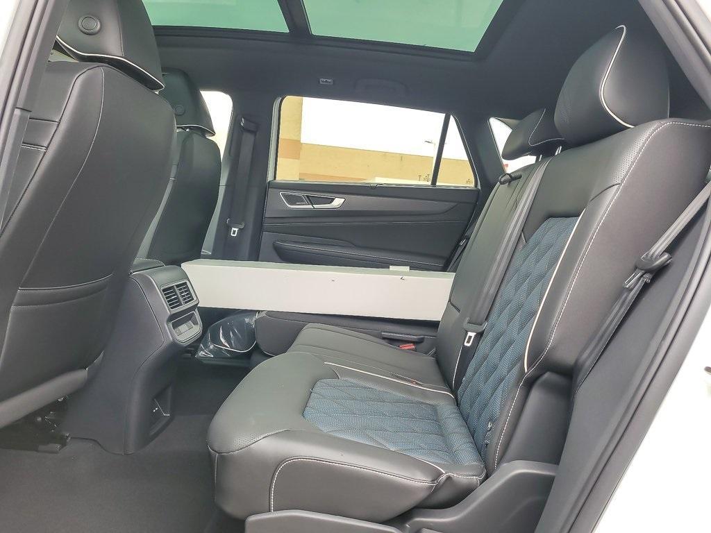 new 2025 Volkswagen Atlas Cross Sport car, priced at $46,859