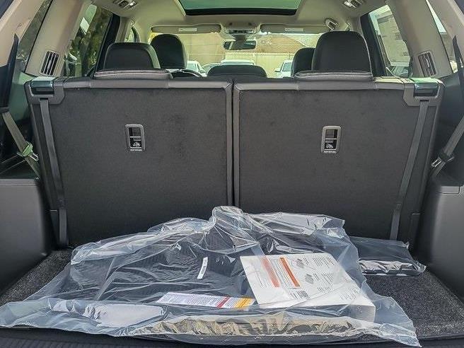 new 2026 Volkswagen Atlas car, priced at $44,947