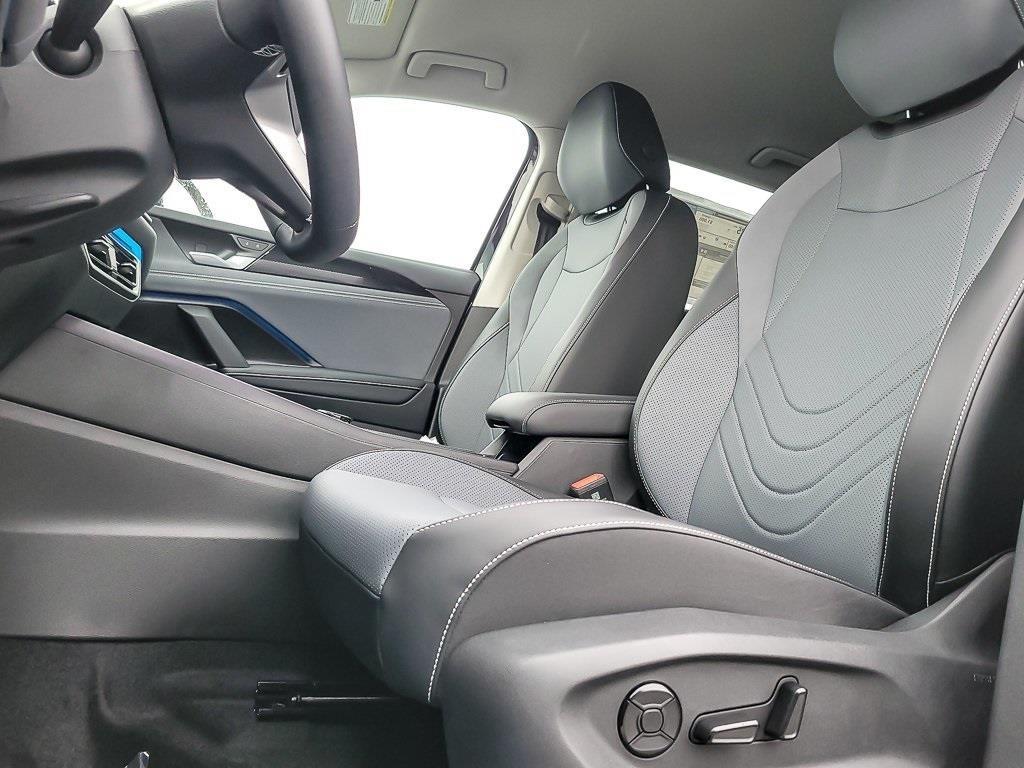 new 2025 Volkswagen Tiguan car, priced at $30,988