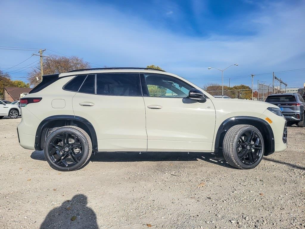 new 2026 Volkswagen Tiguan car, priced at $38,854