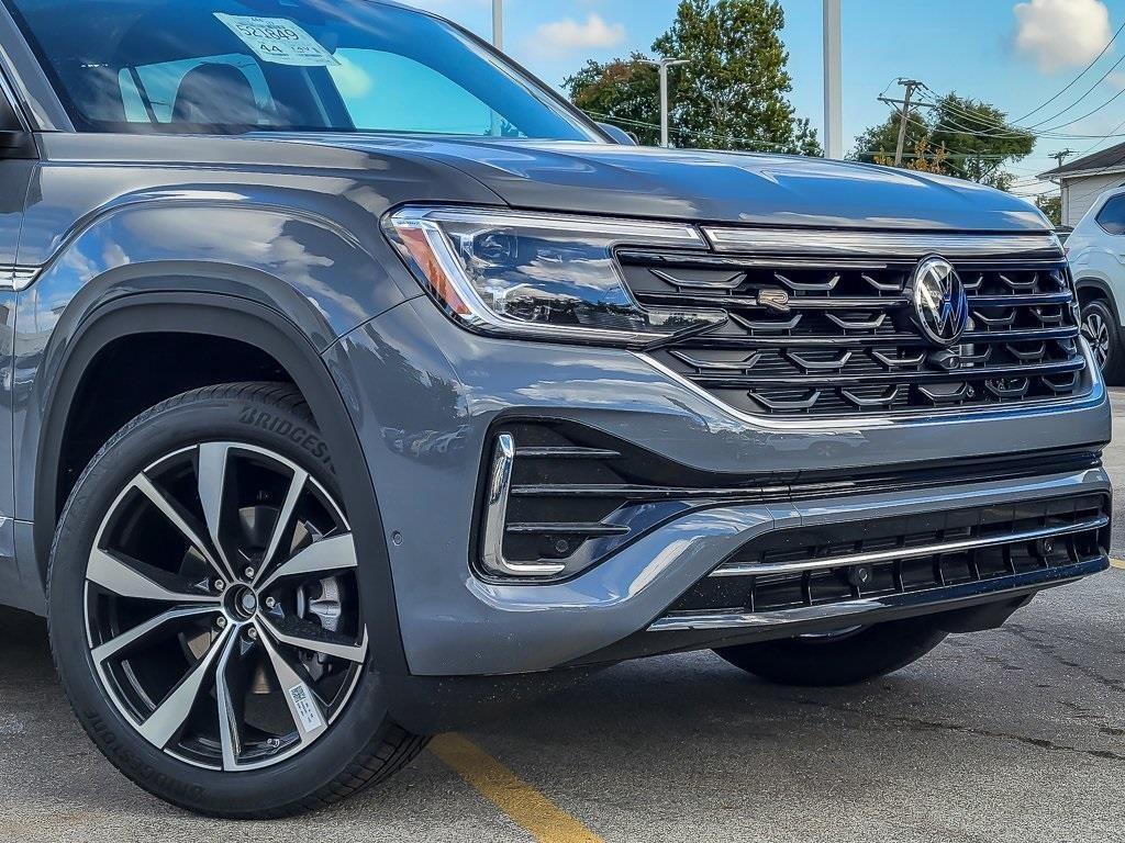new 2026 Volkswagen Atlas car, priced at $53,216