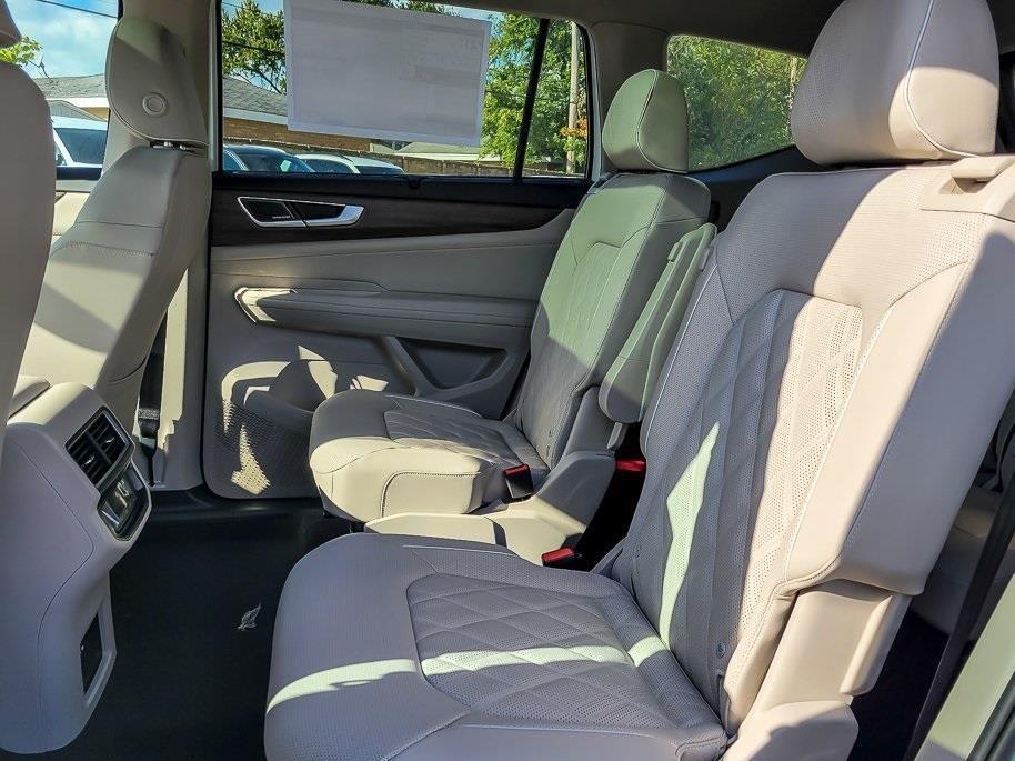 new 2026 Volkswagen Atlas car, priced at $53,216