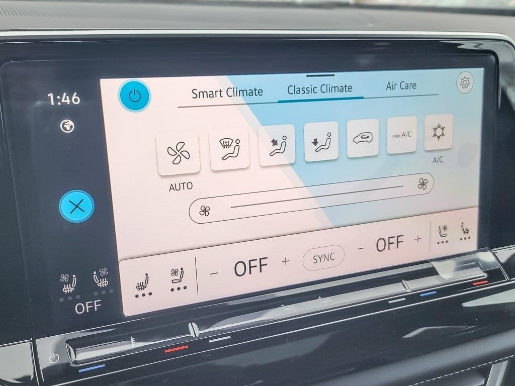 new 2026 Volkswagen Atlas Cross Sport car, priced at $46,916