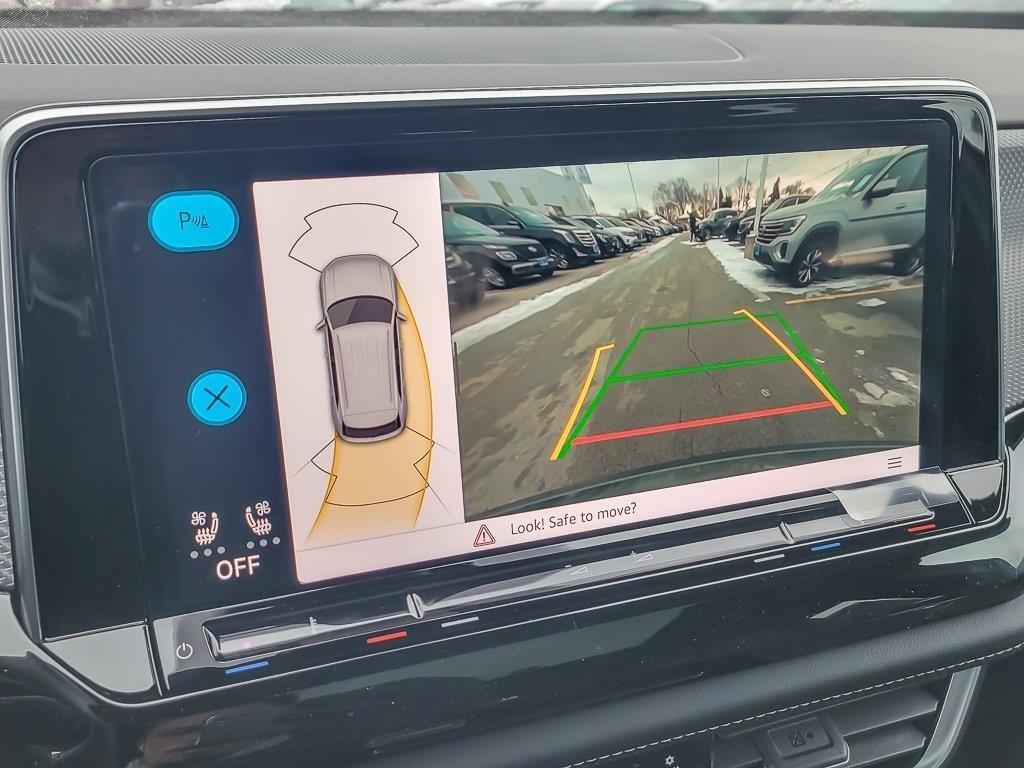 new 2026 Volkswagen Atlas Cross Sport car, priced at $46,916