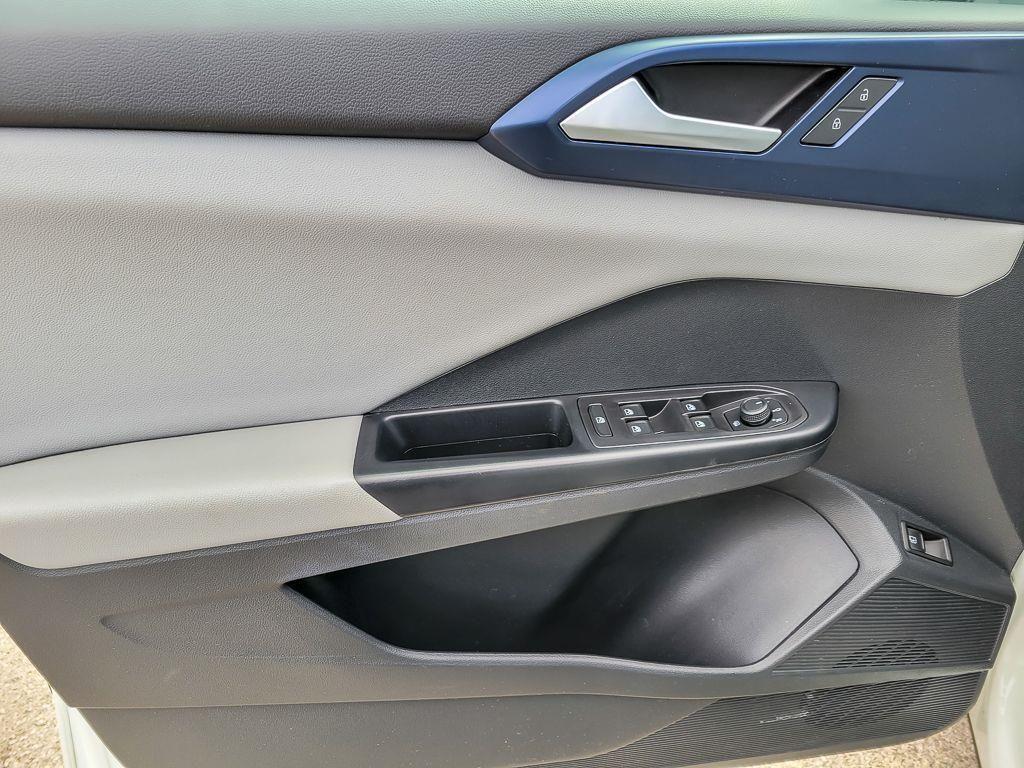used 2023 Volkswagen Taos car, priced at $22,266