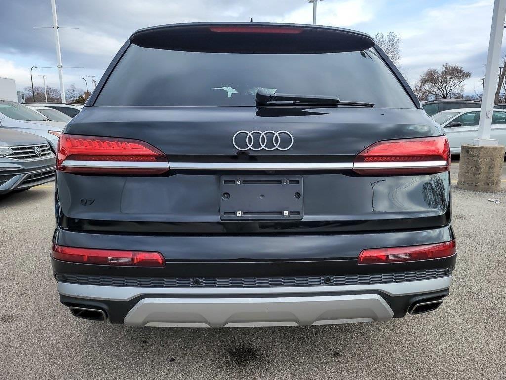 used 2025 Audi Q7 car, priced at $43,978