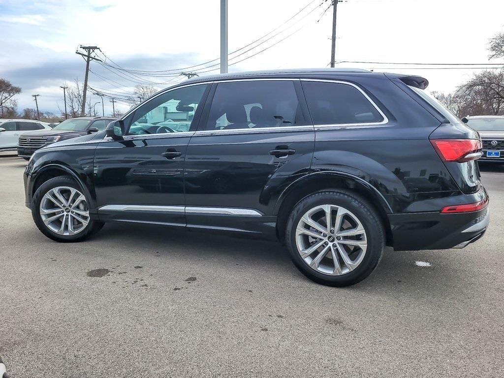 used 2025 Audi Q7 car, priced at $43,978