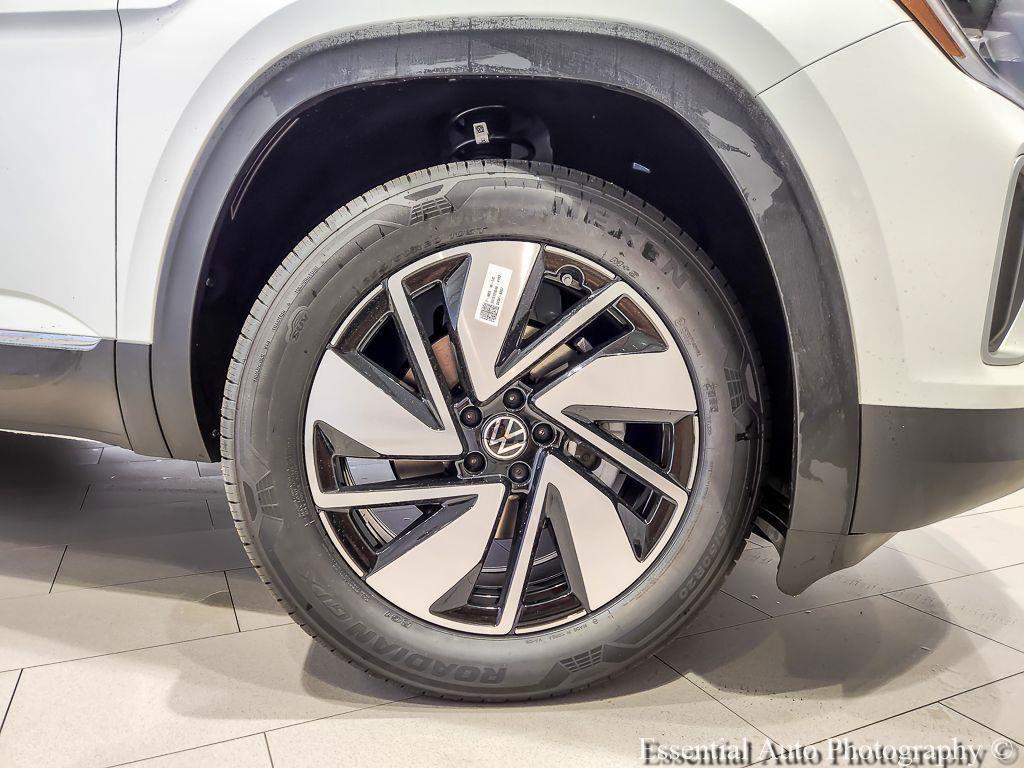 new 2026 Volkswagen Atlas car, priced at $47,596