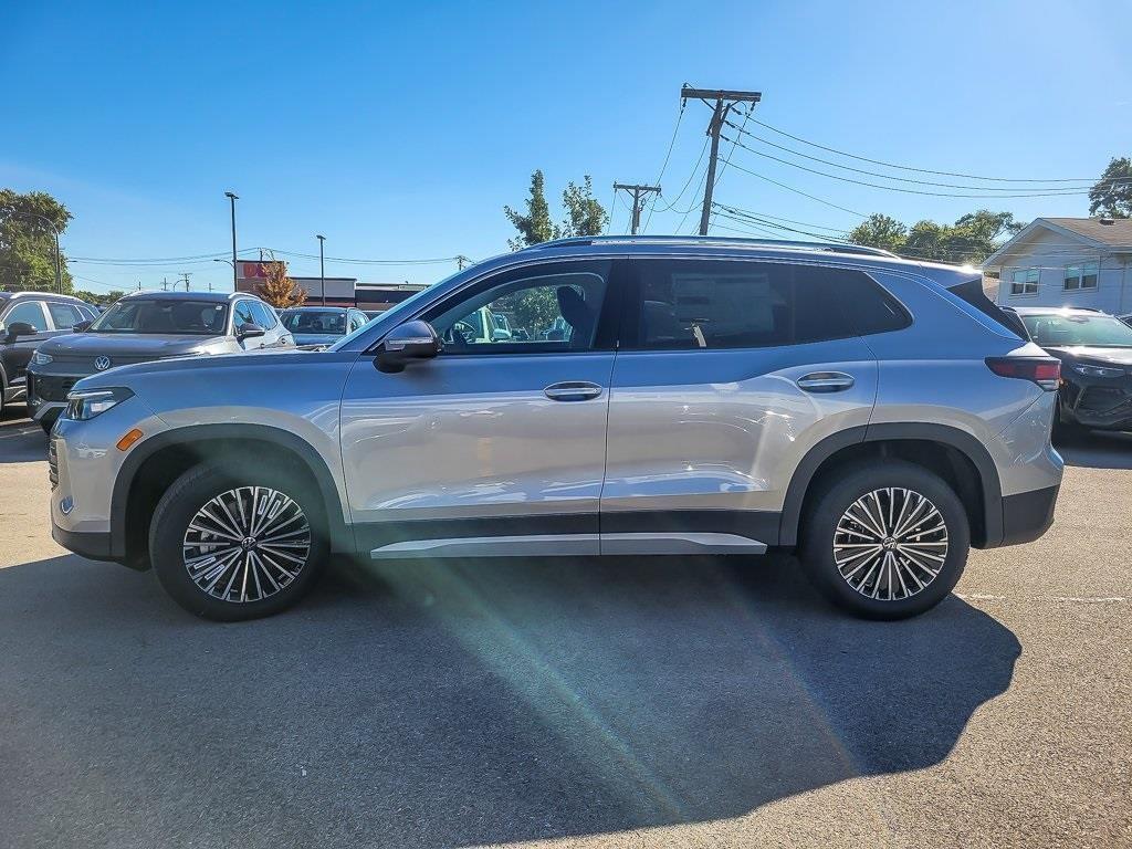 new 2025 Volkswagen Tiguan car, priced at $29,461