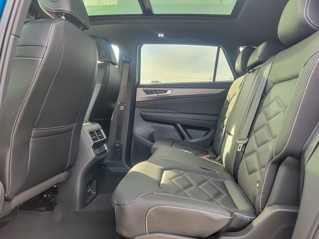 new 2026 Volkswagen Atlas Cross Sport car, priced at $42,106