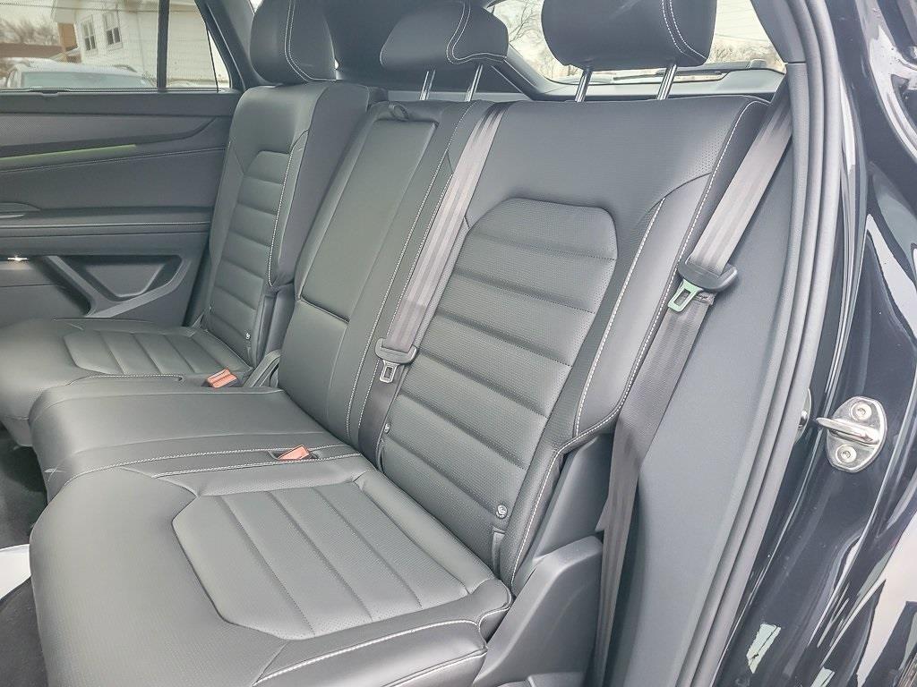 new 2026 Volkswagen Atlas Cross Sport car, priced at $49,009