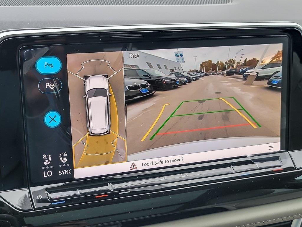 new 2026 Volkswagen Atlas car, priced at $52,235