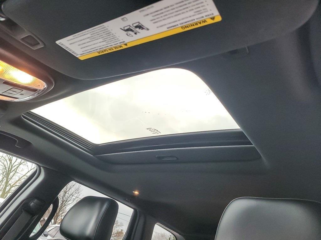 used 2017 Jeep Grand Cherokee car, priced at $16,698