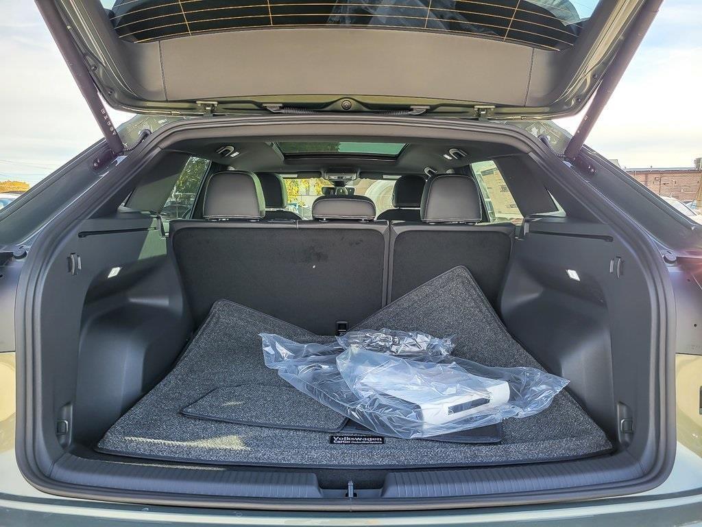 new 2026 Volkswagen Atlas Cross Sport car, priced at $44,406