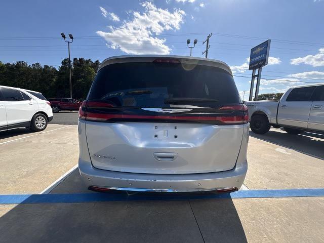 used 2024 Chrysler Pacifica car, priced at $29,950