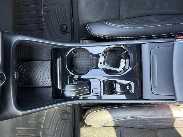 used 2019 Volvo XC40 car, priced at $18,975