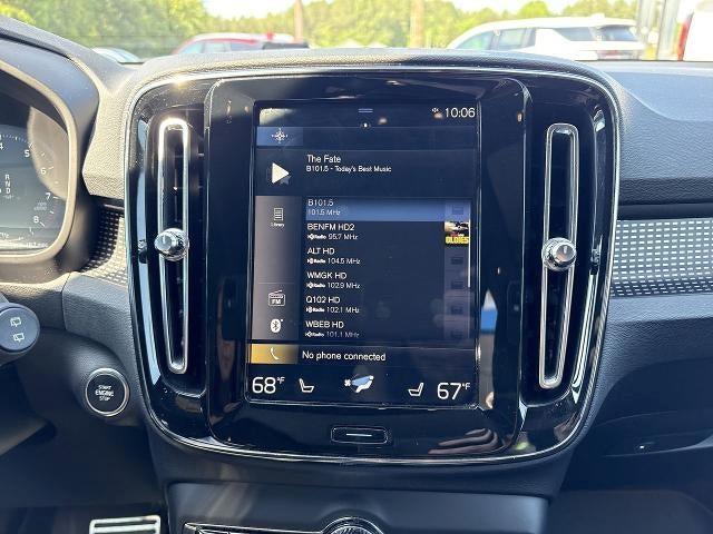 used 2019 Volvo XC40 car, priced at $18,975