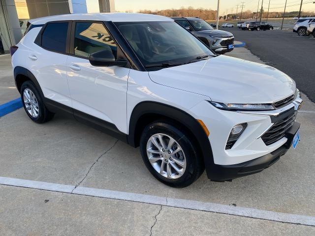 new 2026 Chevrolet TrailBlazer car, priced at $25,580